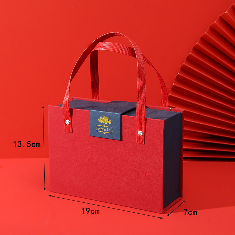 Handgeschenkset Uhr Lippenstift Parfüm Geschenkbox