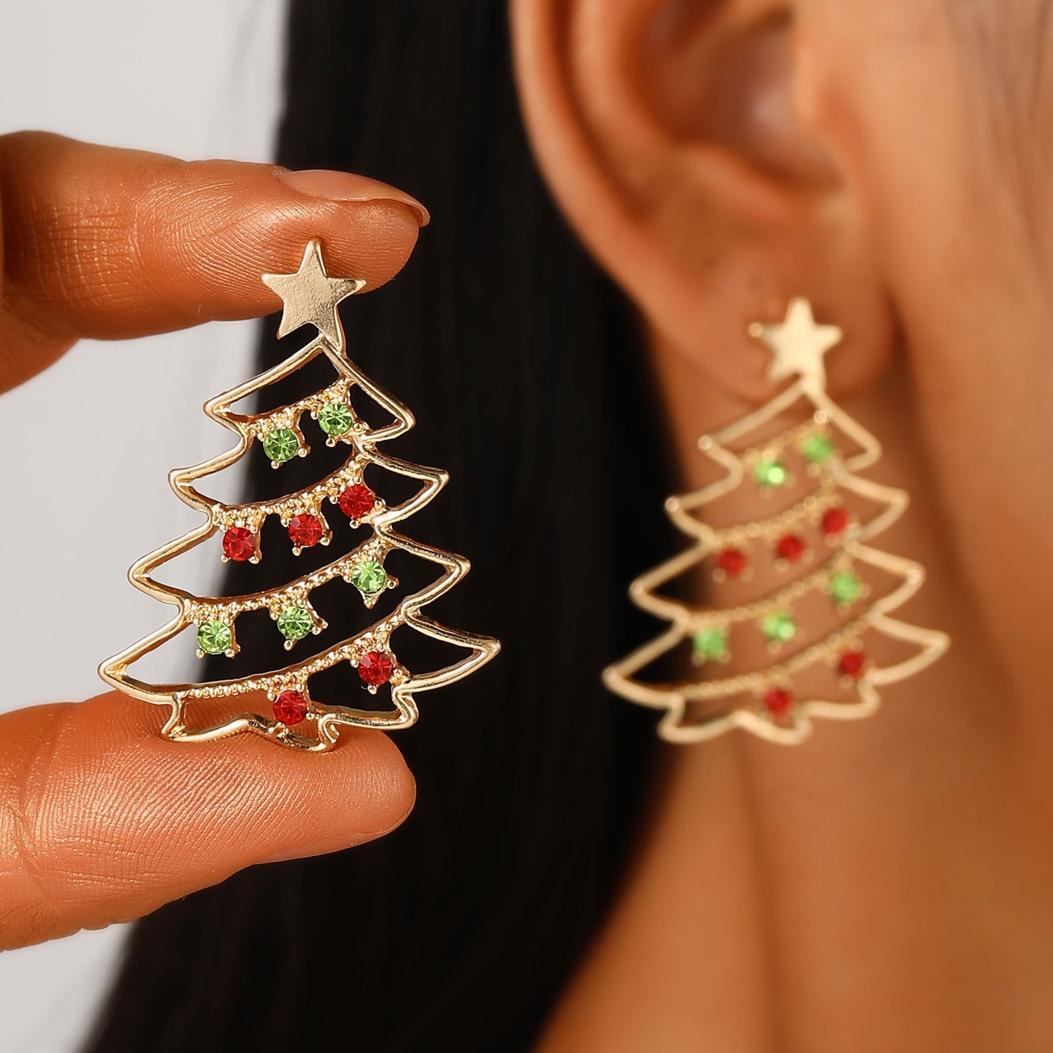 Weihnachts-Ohrringe mit Weihnachtsbaum Bunte Zirkon-Weihnachtsbaum-Ohrringe  Für Frauen Persönliche Ohrringe Party-Schmuck Weihnachtsgeschenk