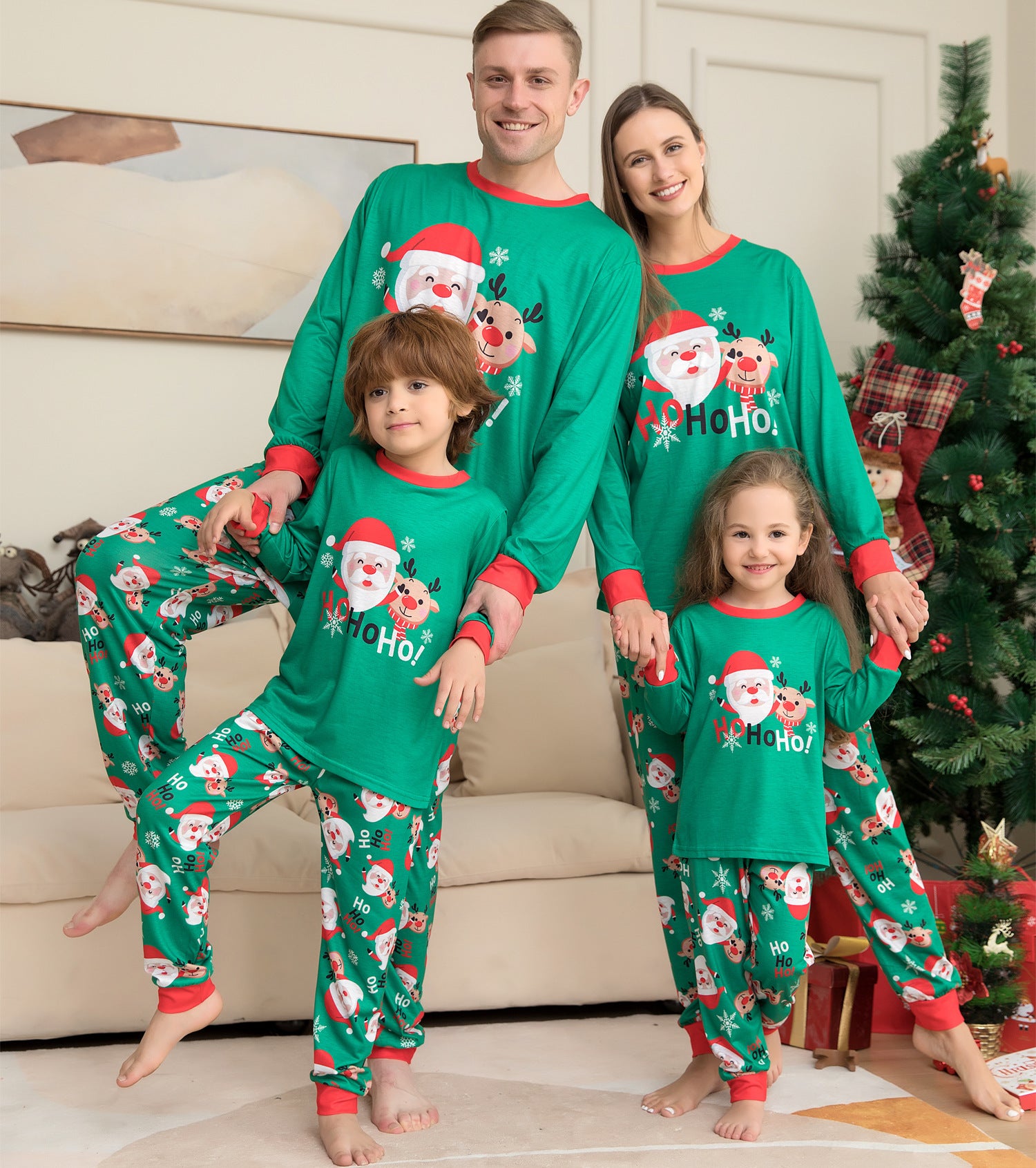Weihnachtspyjamas für die ganze Familie Passende Weihnachtspyjamas für die ganze Familie Oberteil mit Weihnachtsmann-Aufdruck Nachtwäsche